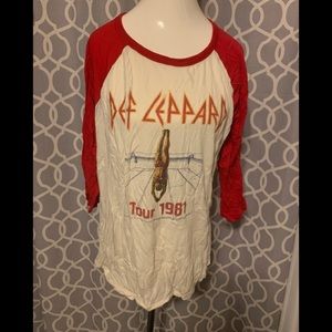 Def Lep 3/4 length baseball type shirt